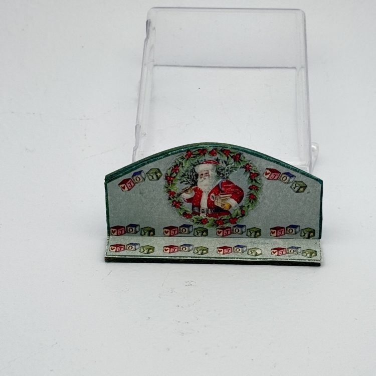 Santa Shelf 3